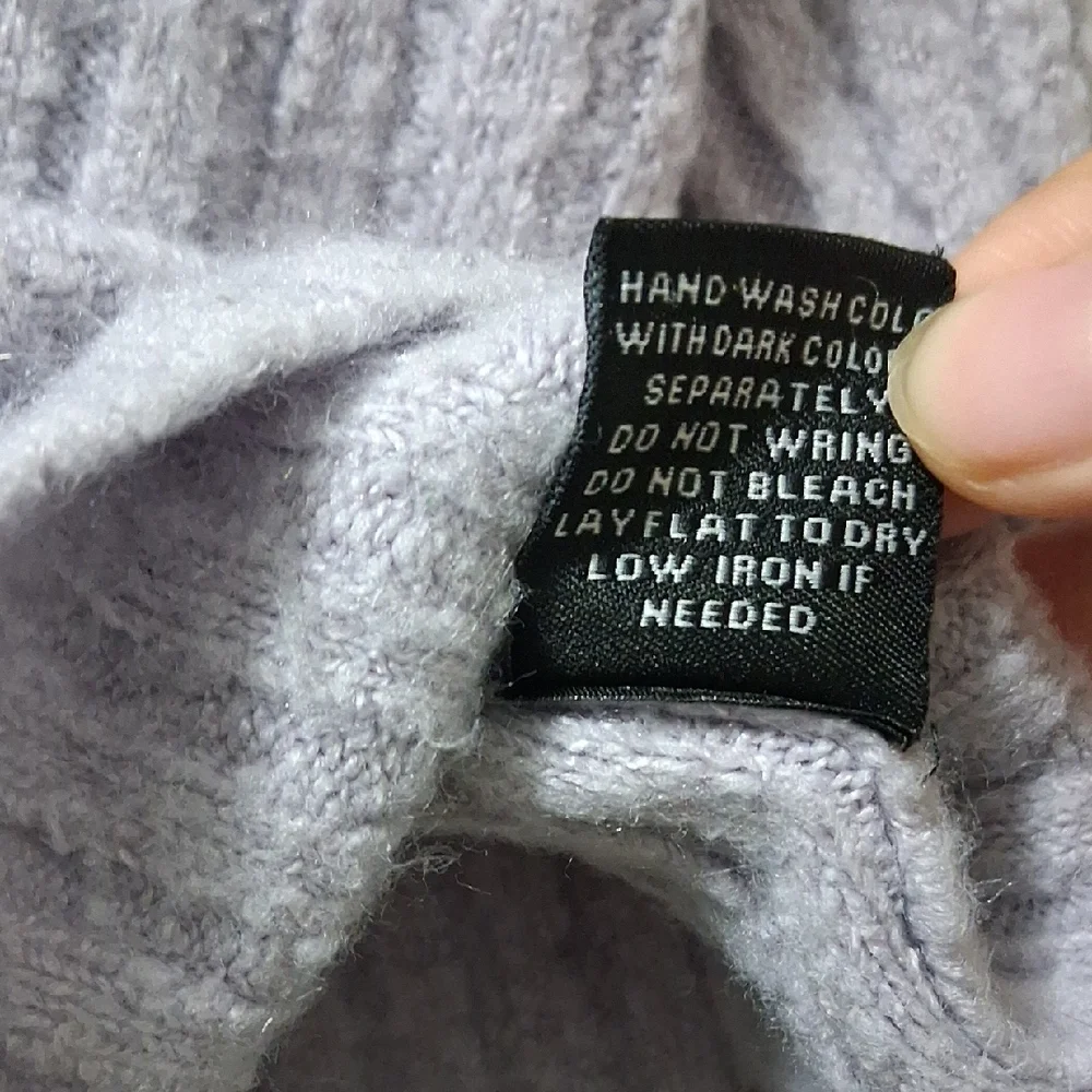 New Look Lavender Button-Up Ribbed Top/Sweater - Picture 7 of 7